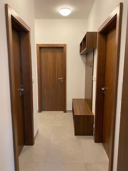 Spacious 2Br Apartment 6Min From Prague Castle! Экстерьер фото
