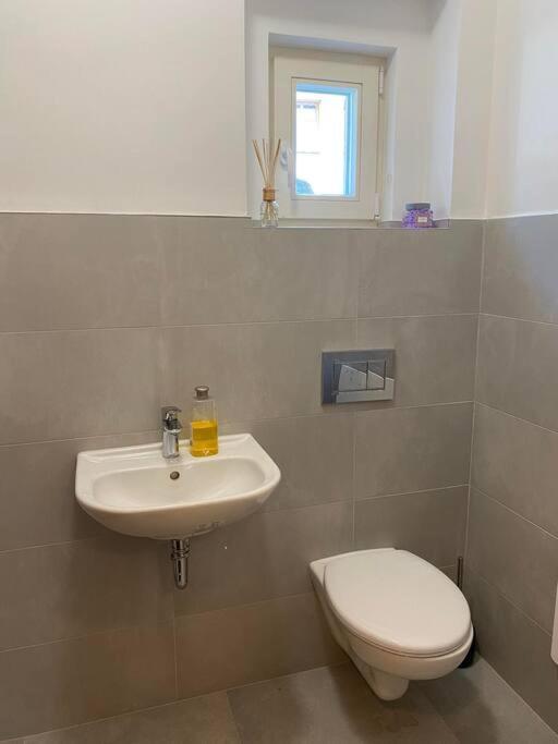Spacious 2Br Apartment 6Min From Prague Castle! Экстерьер фото